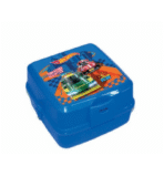 Hot Wheels Beslenme Kutusu, yarış heyecanını okul günlerine taşıyor. Canlı renkler ve dinamik tasarımıyla dikkat çeken ürün, çocukların enerjisini yansıtır. Erkek çocuklarının severek kullanacağı bu kutu, onların en sevdikleri karakteri günlük yaşantılarına dahil eder.
