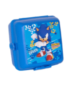 Okul günleri artık daha hızlı ve eğlenceli! Resmi lisanslı Sonic the Hedgehog beslenme kutusu, enerjik tasarımıyla çocukların favorisi olmaya aday. Gün boyu taze ve düzenli bir şekilde saklanan yiyeceklerle beslenme saatleri çok daha keyifli geçiyor.